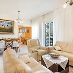 Ranias luxurious Apartment